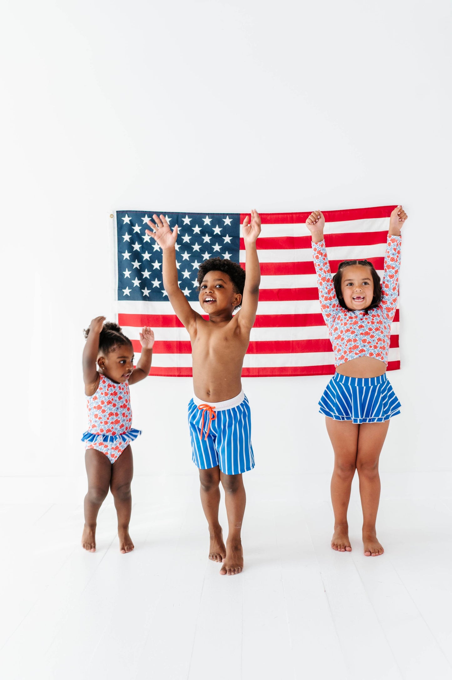 Ditsy 4th of July Floral | Rashguard Skirted 2-Piece