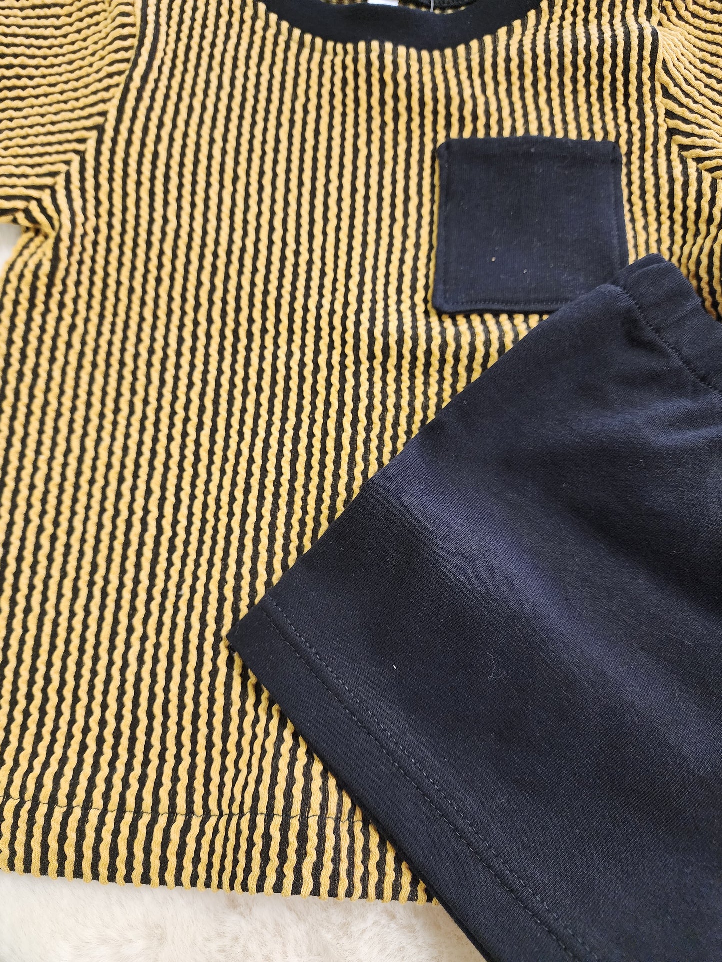 Black and Yellow Set