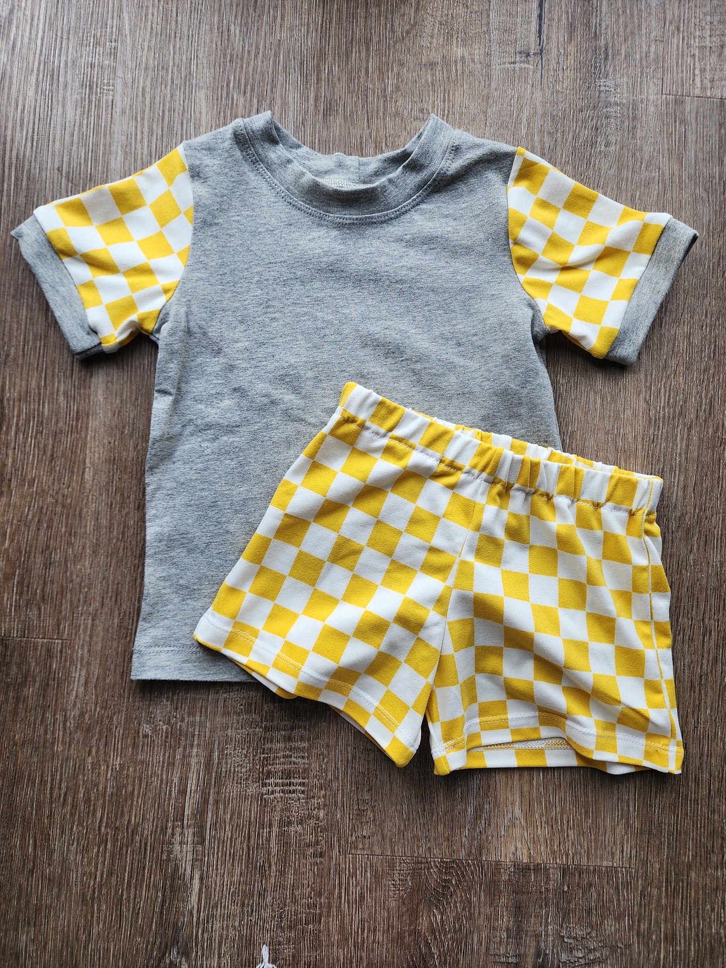 Yellow Checkered Set