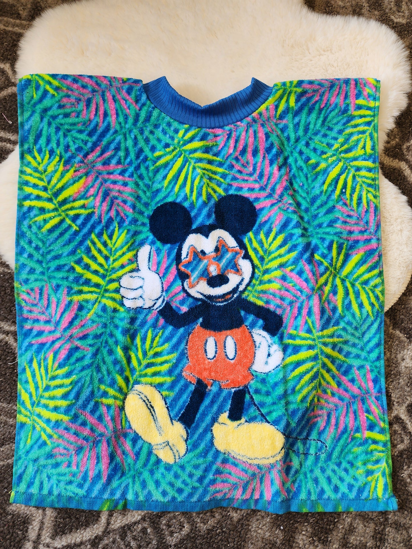 Mickey Towel Bib