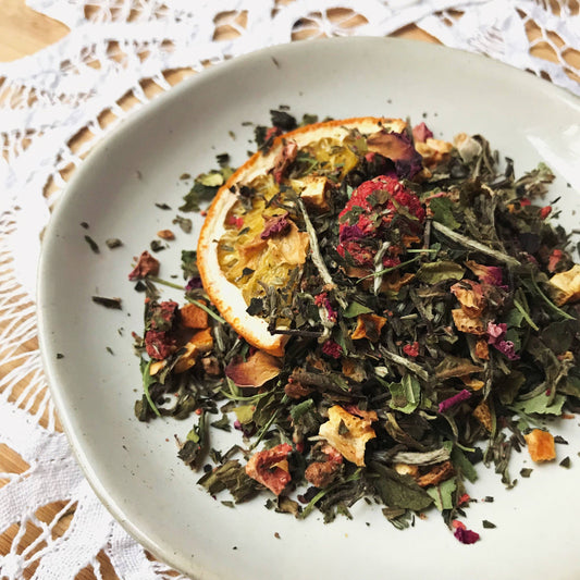 Strawberry Sun | White tea blend: 2oz