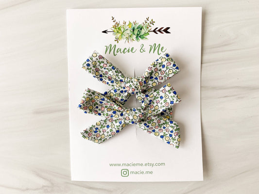 Dainty Floral Small Schoolgirl Bow(s): Pigtail set