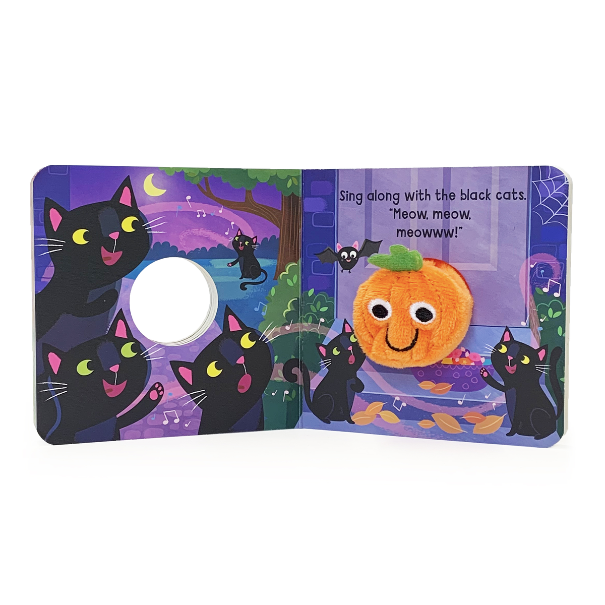 Trick Or Treat, Little Pumpkin Finger Puppet Board Book