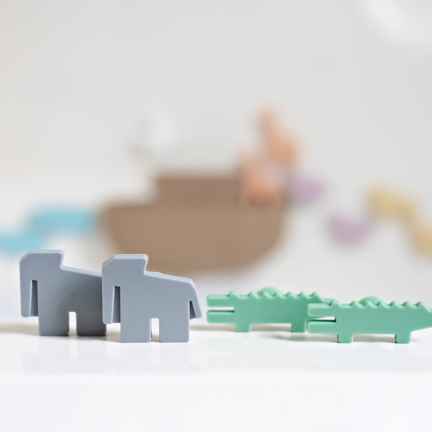 Noah’s Ark Suction Toy: Noah’s Ark