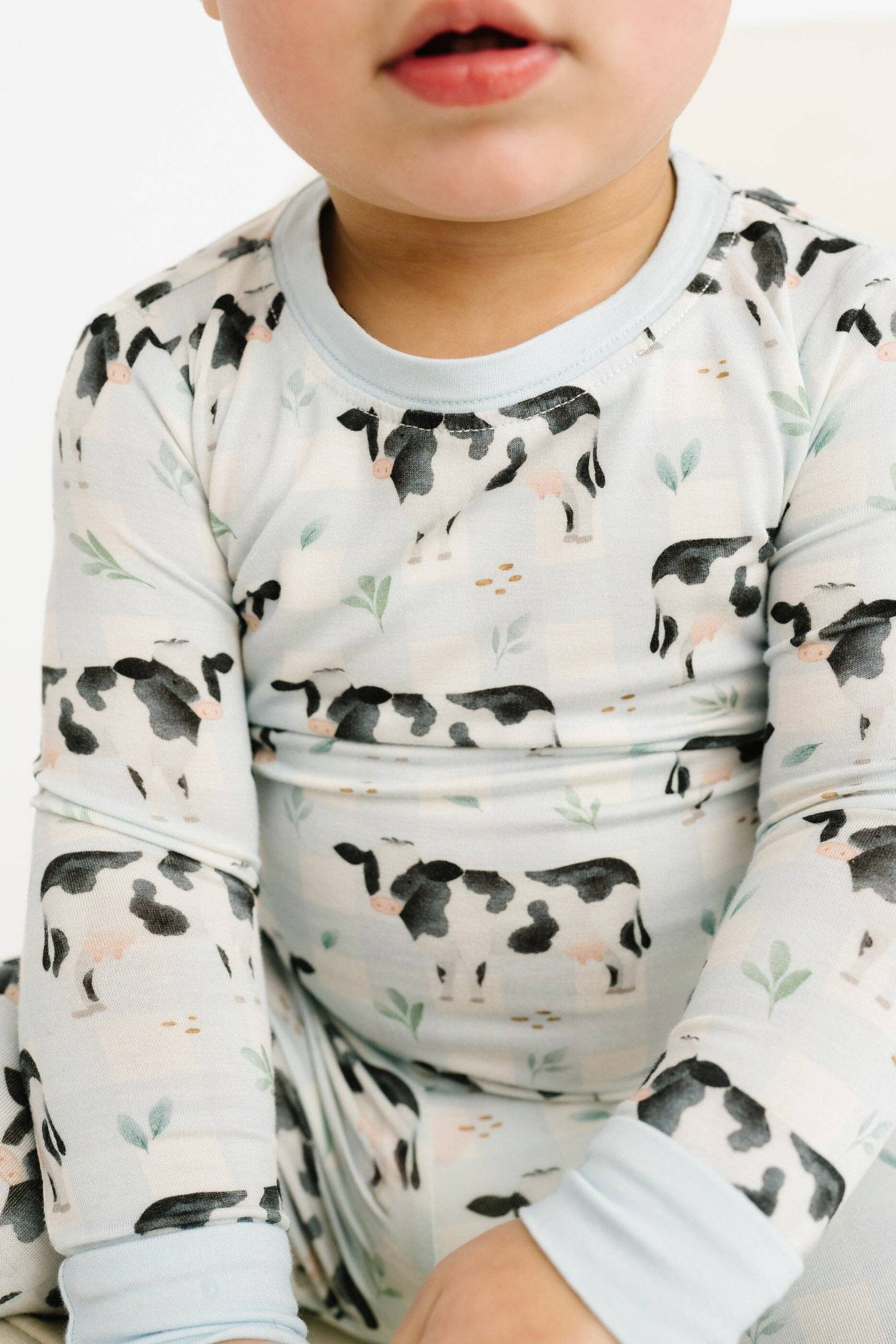 Dairy Cow Bamboo Set