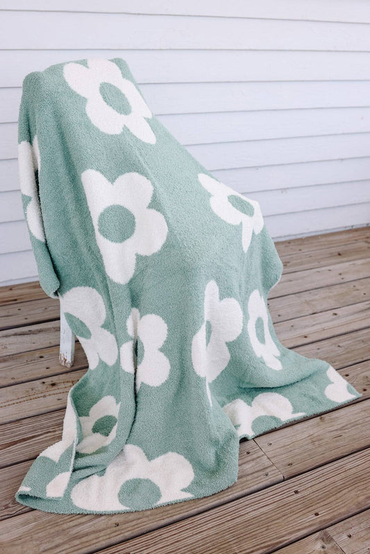 Emerlie Love Luxe Blankets - Retro Flowers: Sage Green