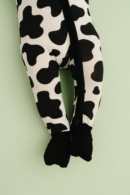 Classic Cow Bamboo Sleeper