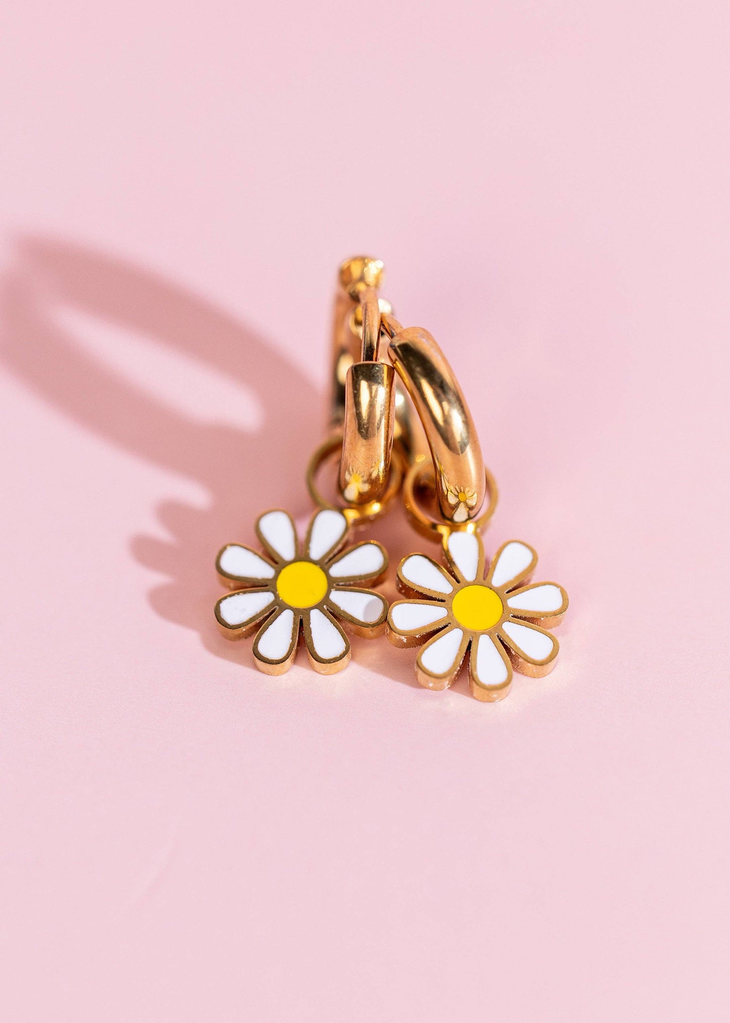 White Daisy Charms