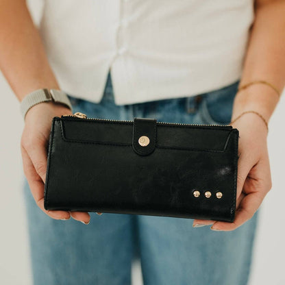 Essentials Carryall Wallet: Cream