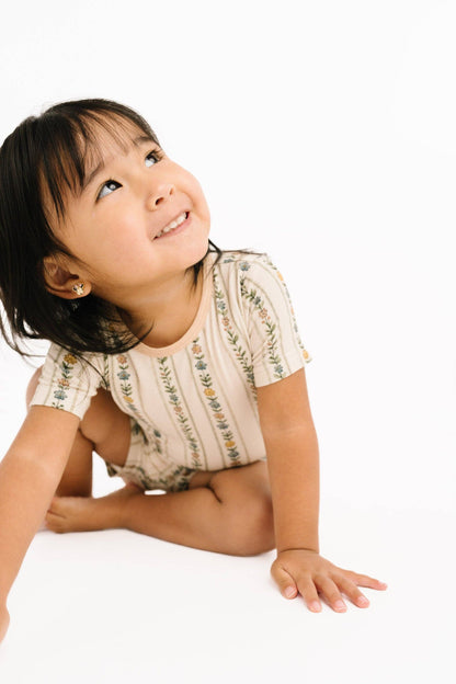 Dainty Daisy Bamboo Shorts Set
