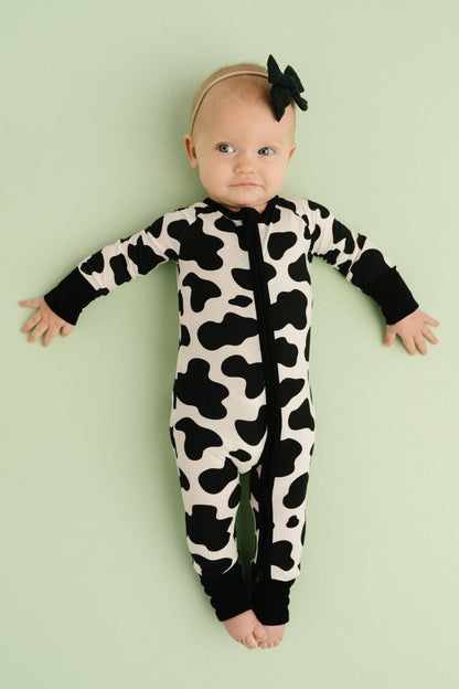 Classic Cow Bamboo Sleeper