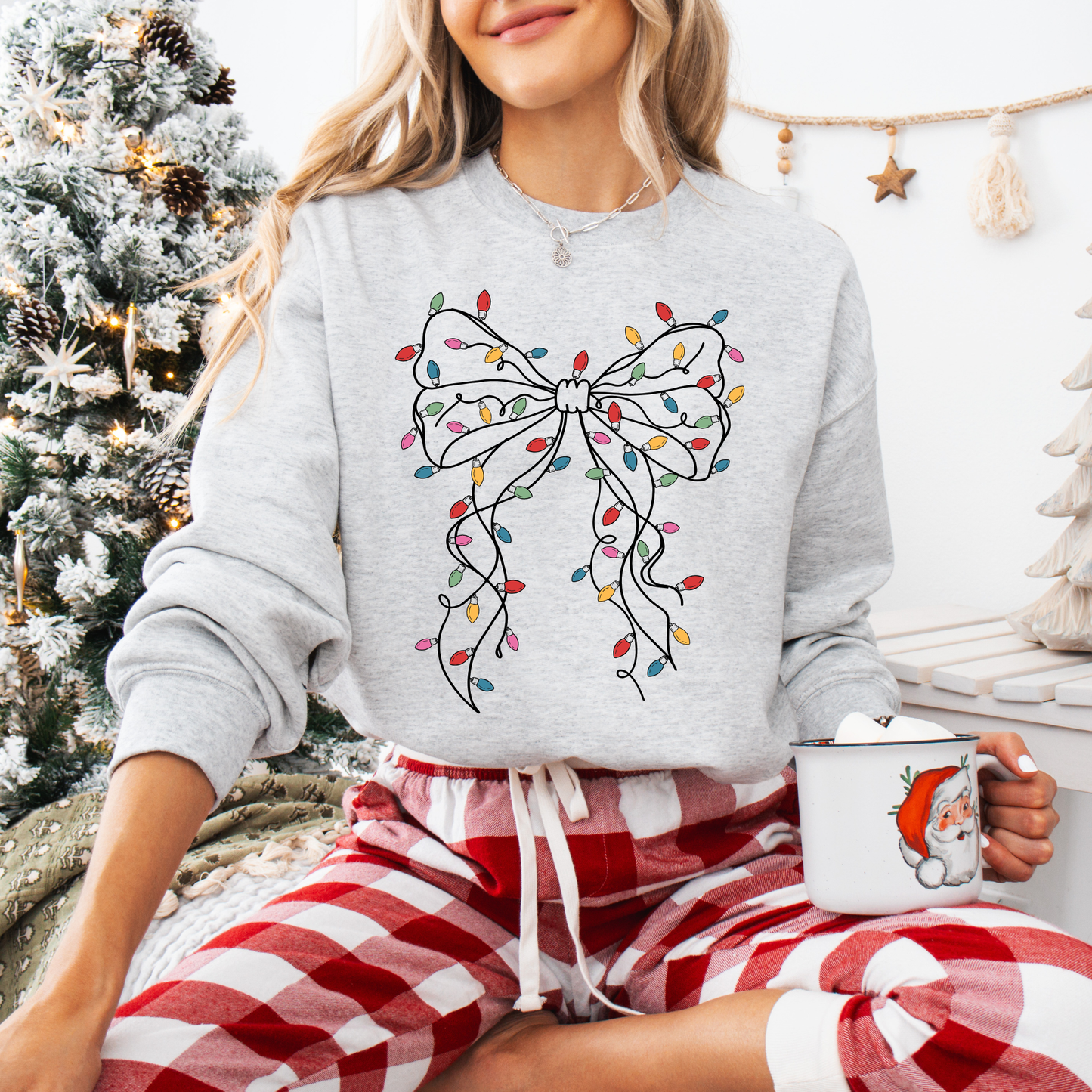 Coquette Christmas Bow Women's Christmas Sweatshirt