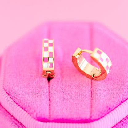 Hot Pink Checkered Huggies