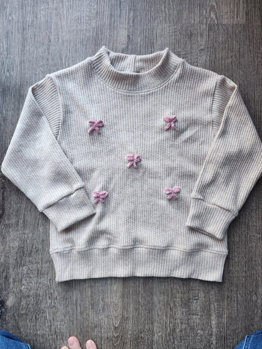 Embroidered Bow Crew